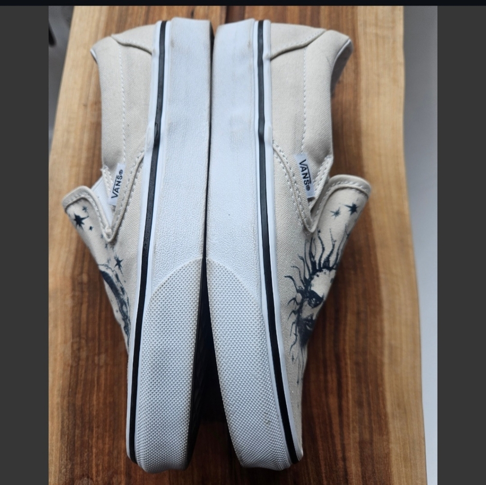 Vans Customs - image 2